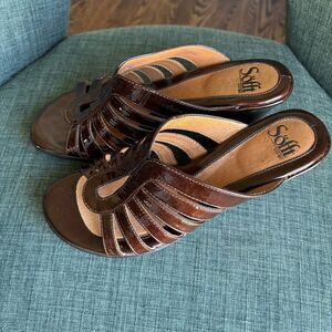 Sofft Women’s shiny leather brown wedge heel light weight comfortable size 8 EUC